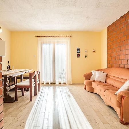 Apartment Srecko Vinišće Eksteriør bilde