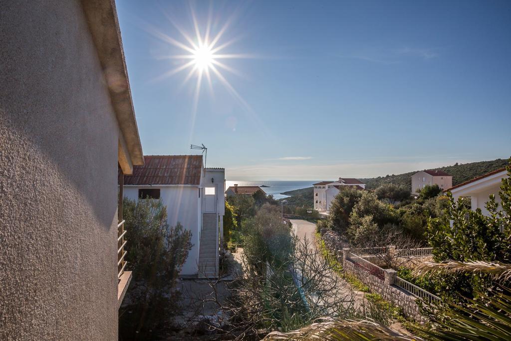 Apartment Srecko Vinišće Eksteriør bilde