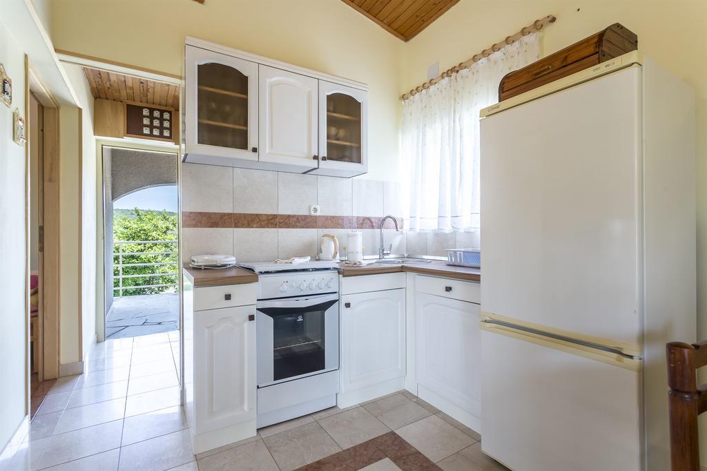 Apartment Srecko Vinišće Eksteriør bilde